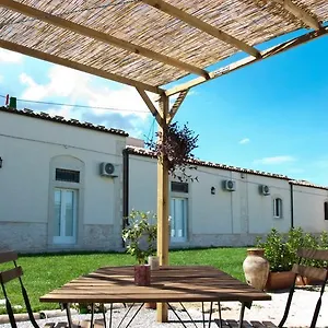  Alloggio per agriturismo Giardini Acantus